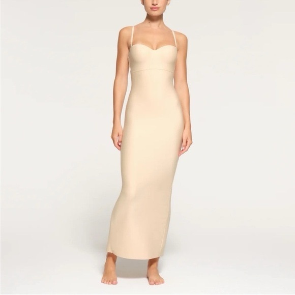 SKIMS Dresses & Skirts - skims body molded underwire dress sand